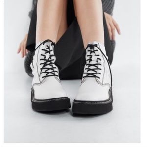 Zara lug sole white leather combat boots